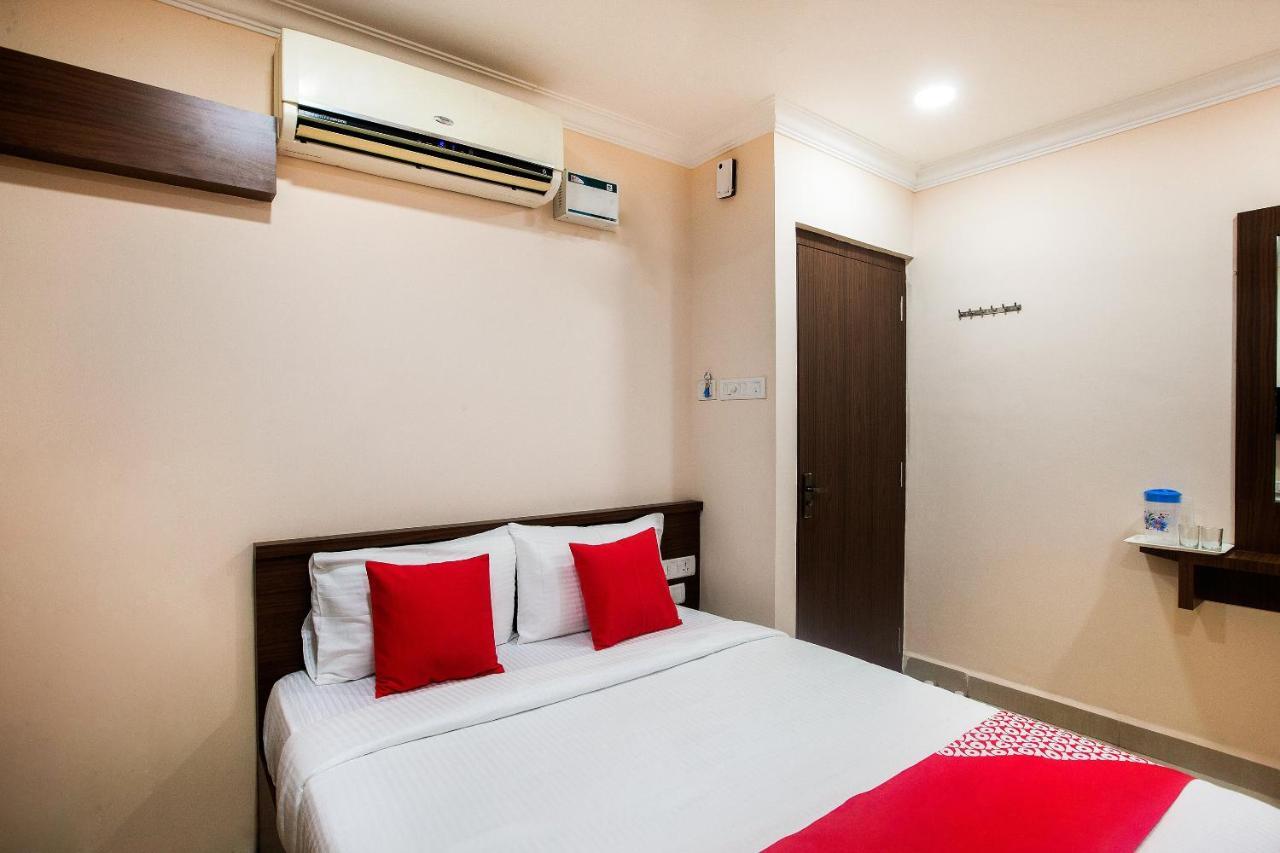 Hotel Park Tower Chennai Esterno foto
